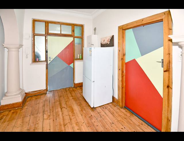 11 BEDROOM HOUSE FOR SALE IN HURST HILL